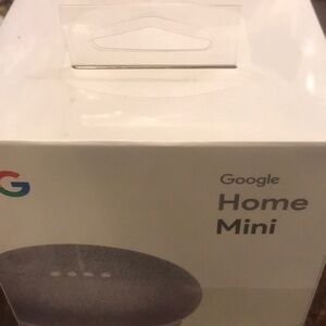 Google Home Mini in Light Gray